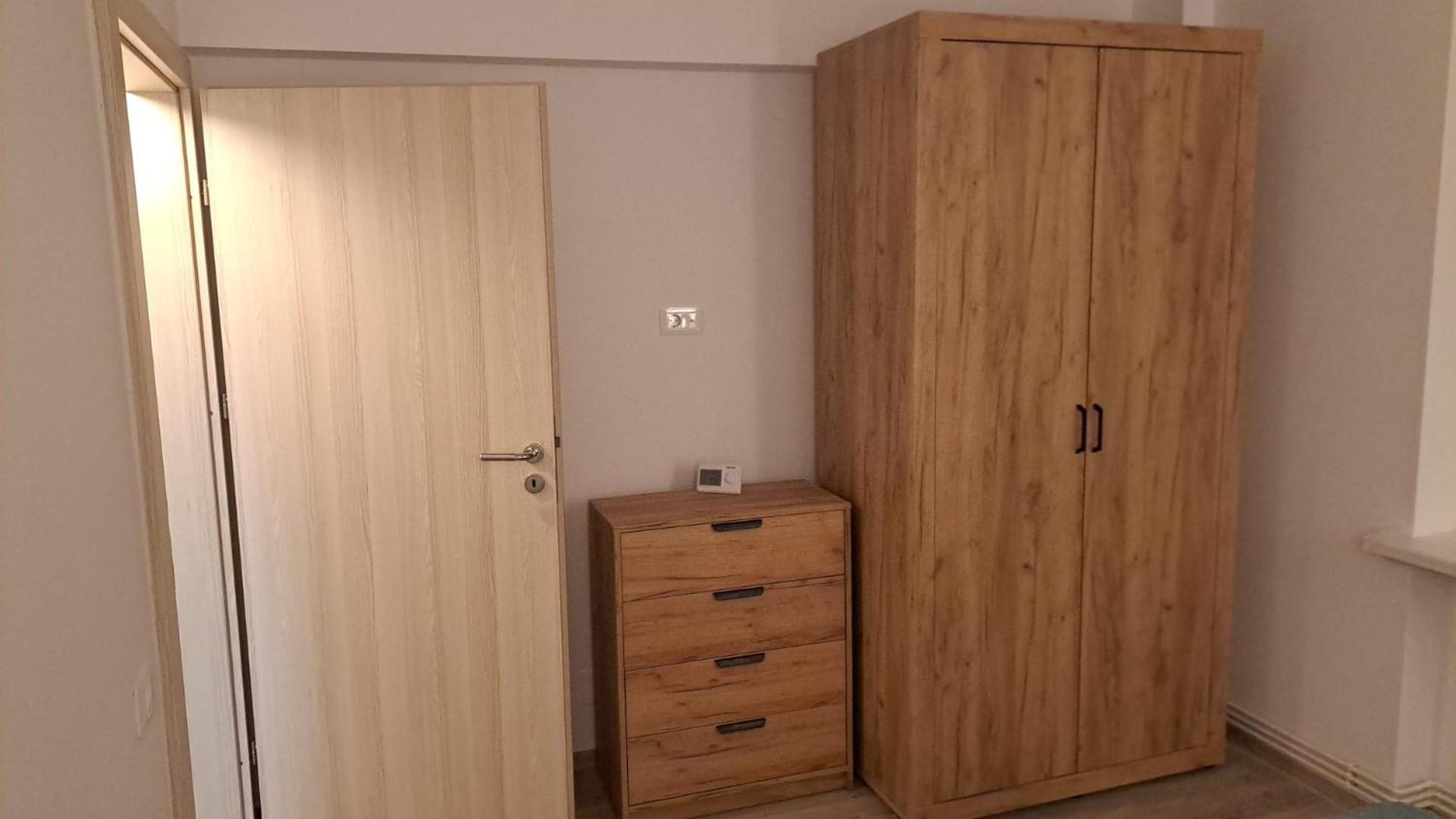 Apartament Kitty Centrul Istoric Craiova Buitenkant foto